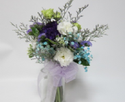 Natural bridal bouquet
