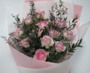 翡翠佳人玫瑰12朵長形花束